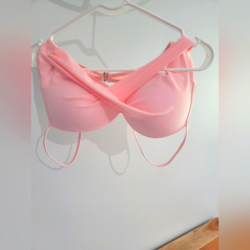 Bikini top